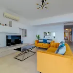 Seafront Apartment Sliema