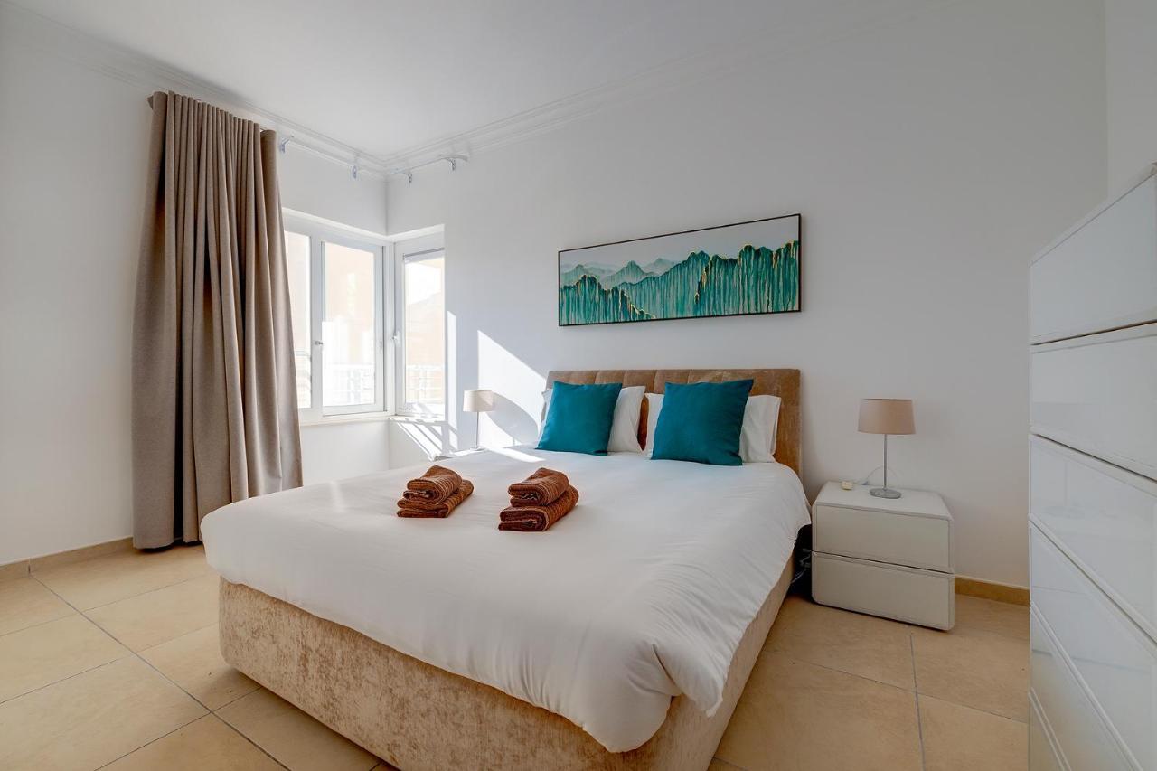 Seafront Apartment Sliema