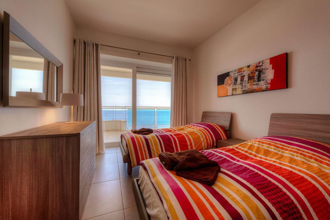 Apartment Seafront