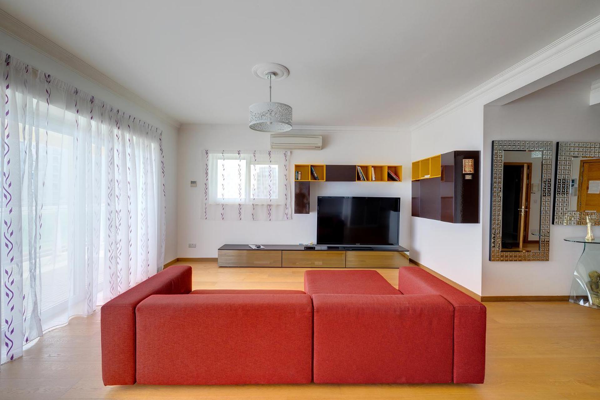 Seafront Apartment Sliema