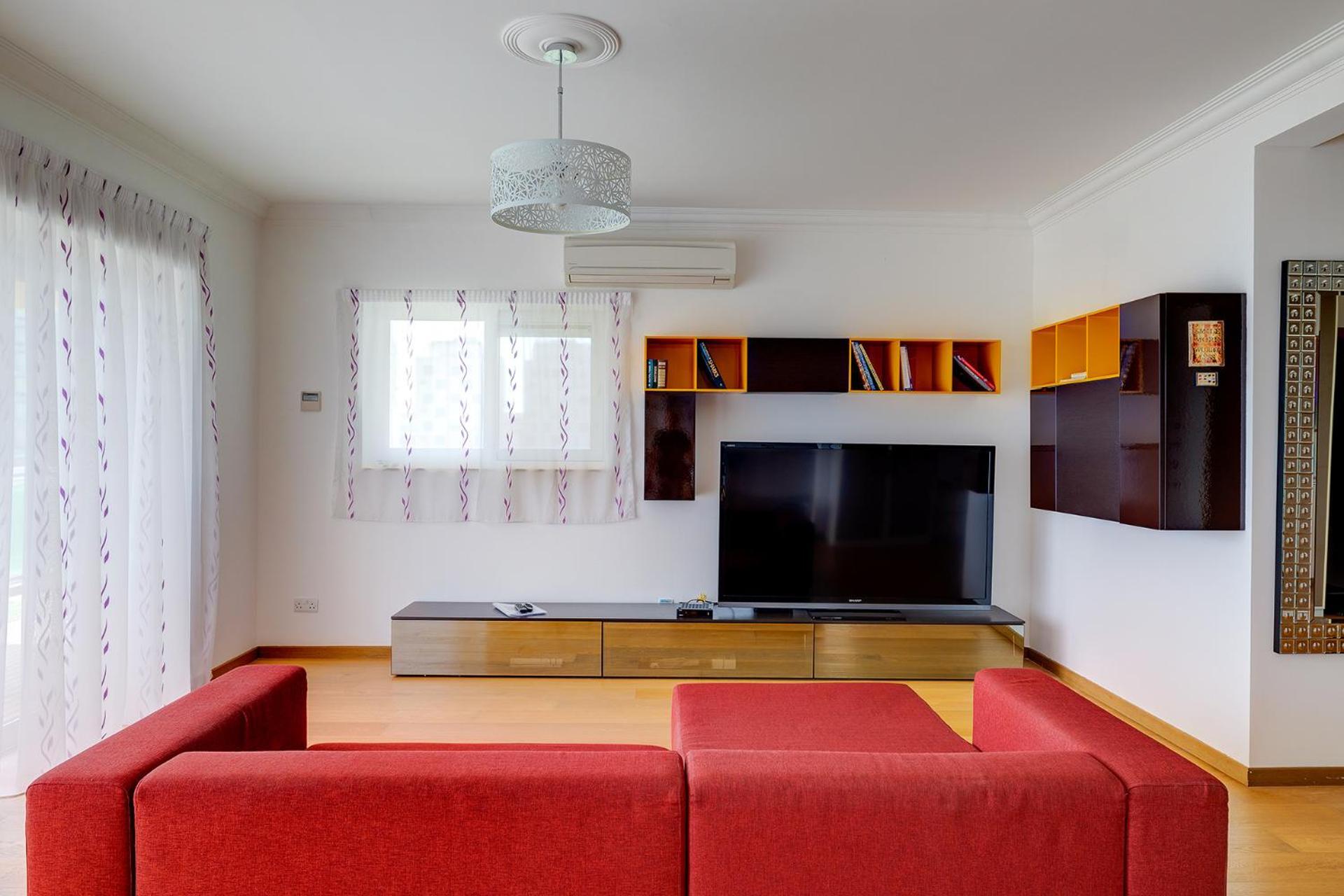 Seafront Apartment *