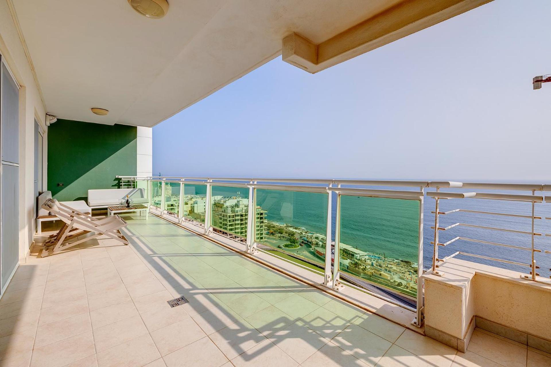 Apartment Seafront Sliema