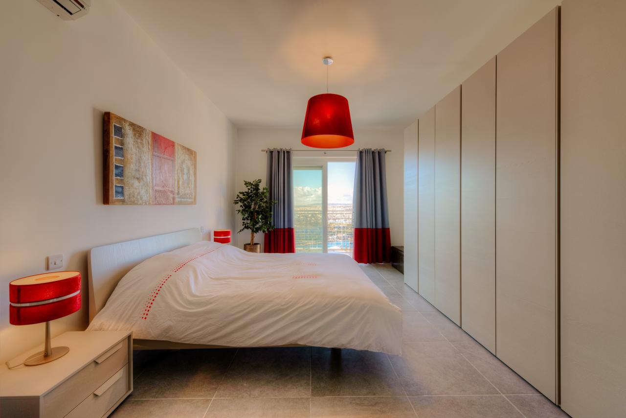 Apartment Seafront *