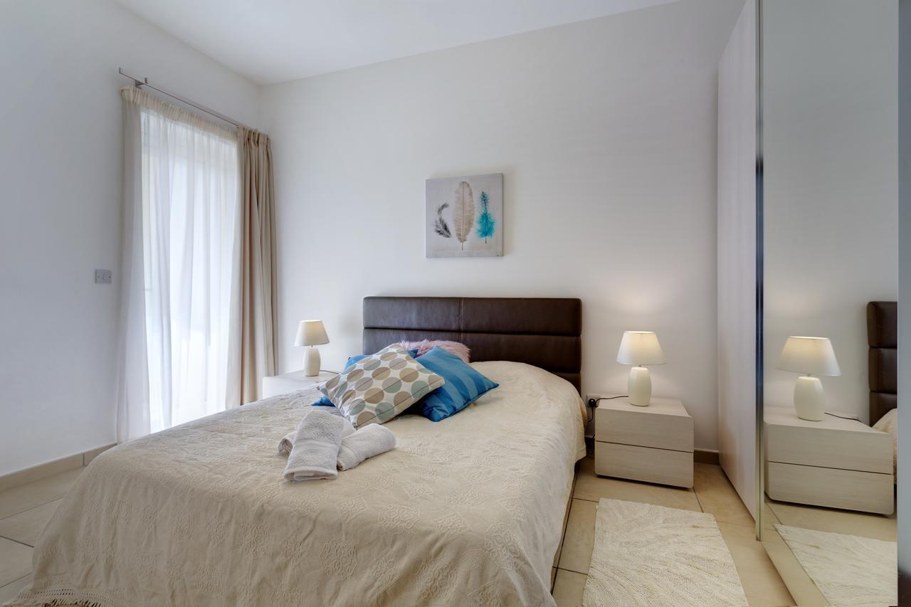 Seafront Apartment *