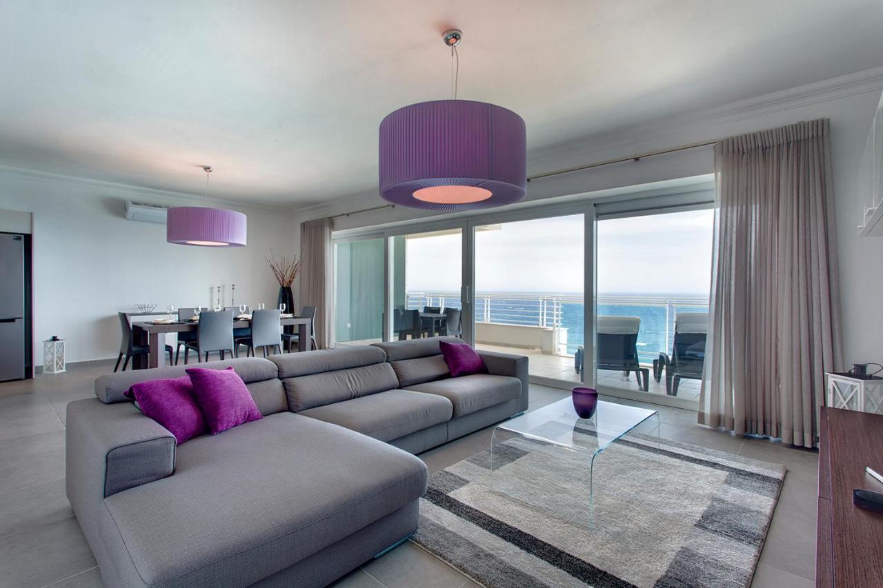 Seafront Apartment *